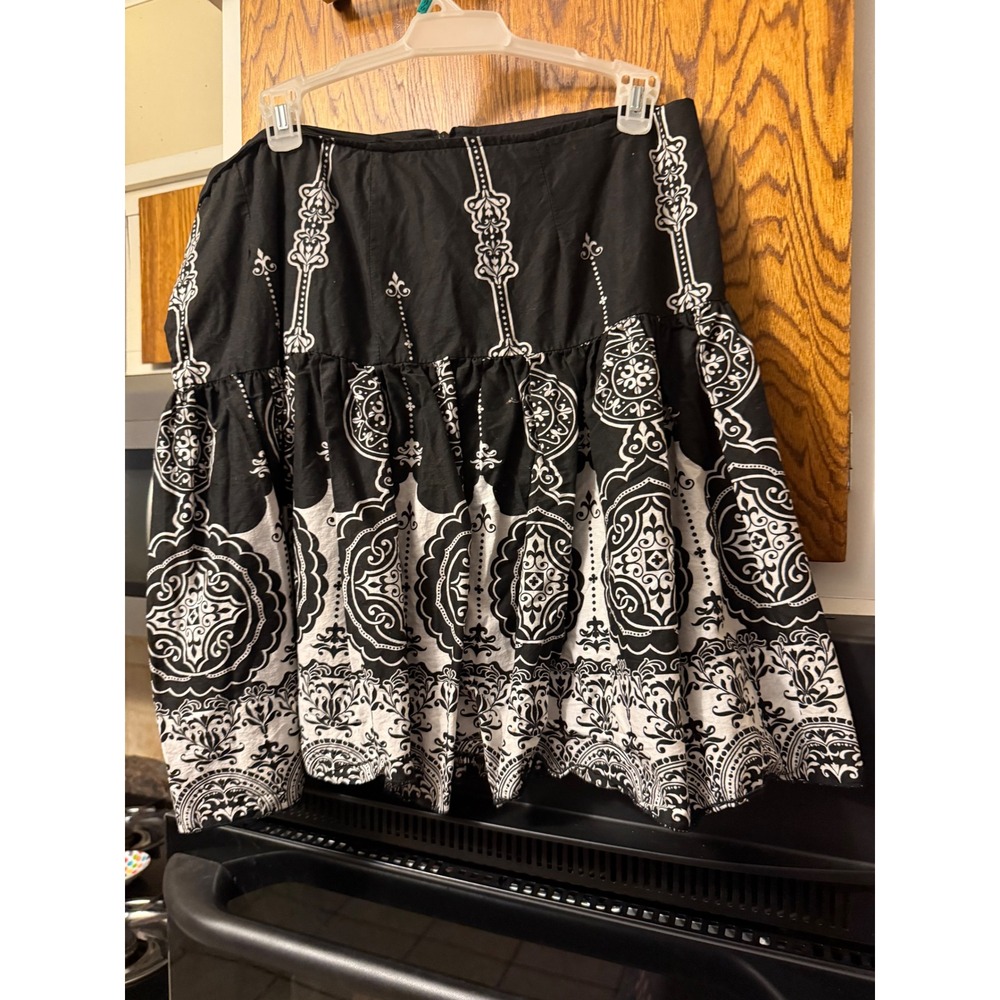 Heart Soul Black‎ White Damask Medallion Print Ruffle Tiered Mini Skirt Womens